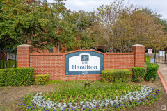 Hamilton-Entrance-Sign